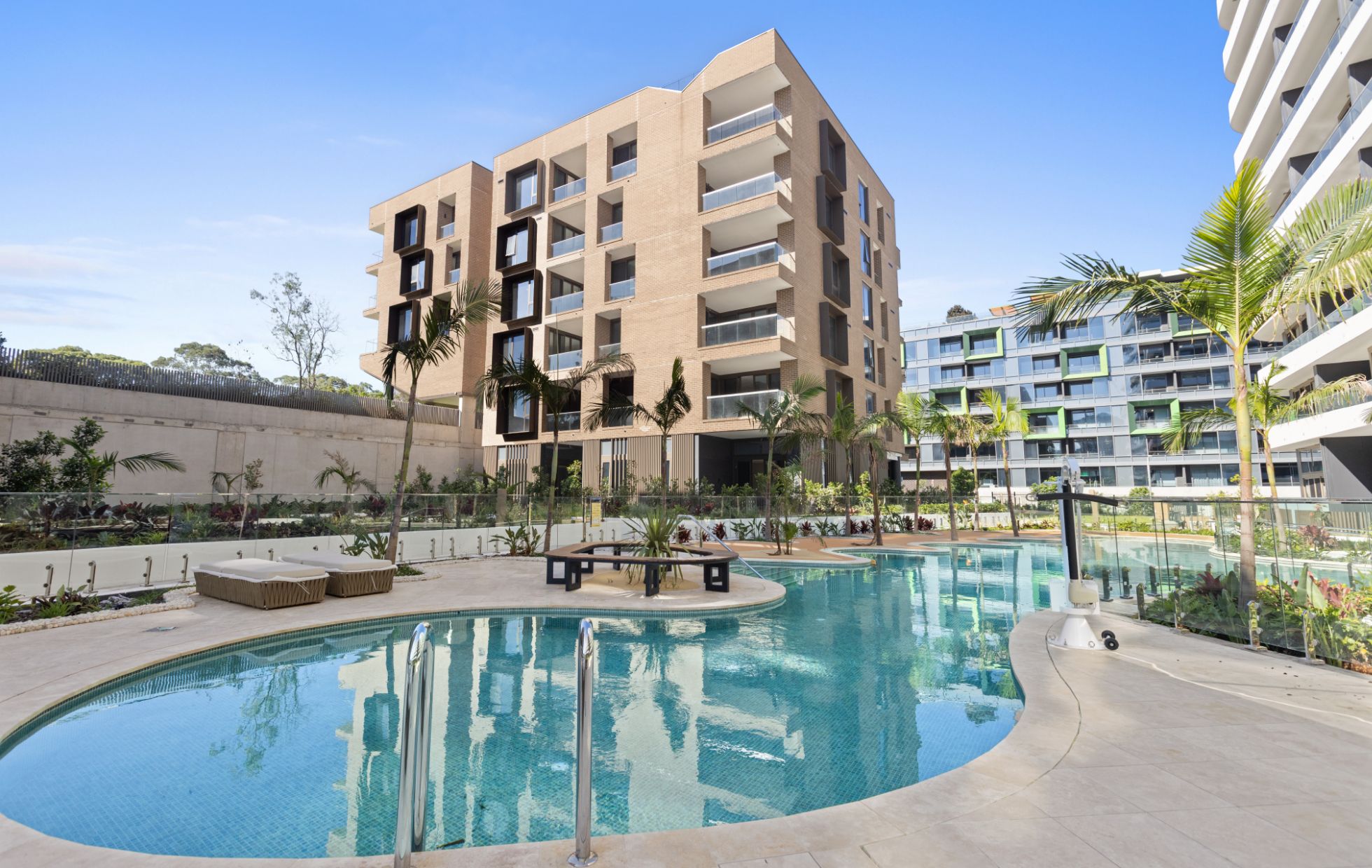InfinityPark_NowSelling_OmegaApartment519